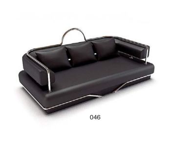 Sofá de couro preto com 3 almofadas skp